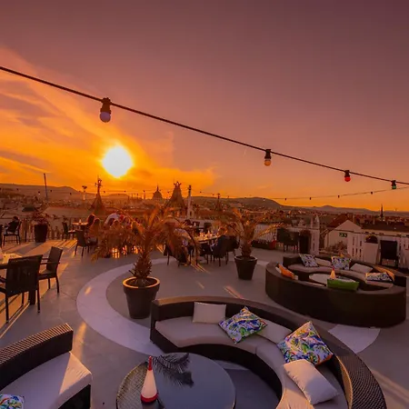 דירה Full Danube -castle Panorama Classic *