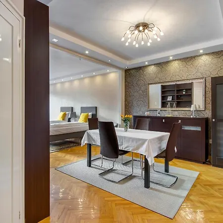 Full Danube -castle Panorama Classic *