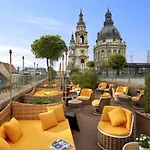 Full Danube -castle Panorama Classic Apartament *