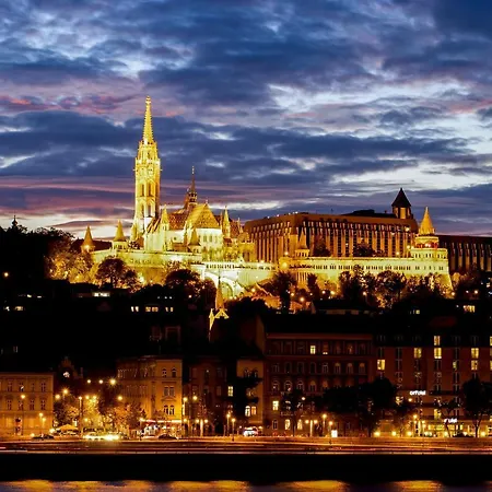 Full Danube -castle Panorama Classic Lejlighed Budapest