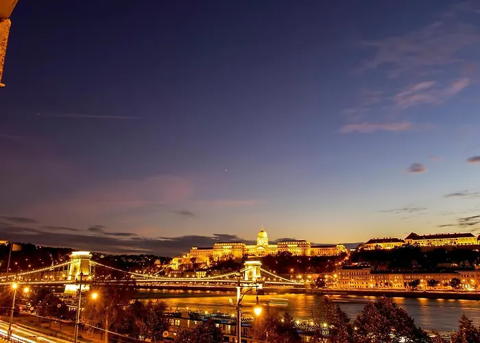Full Danube -castle Panorama Classic 公寓 *