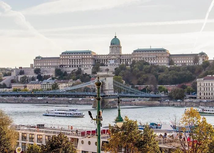 Full Danube -castle Panorama Classic Apartament Budapesta
